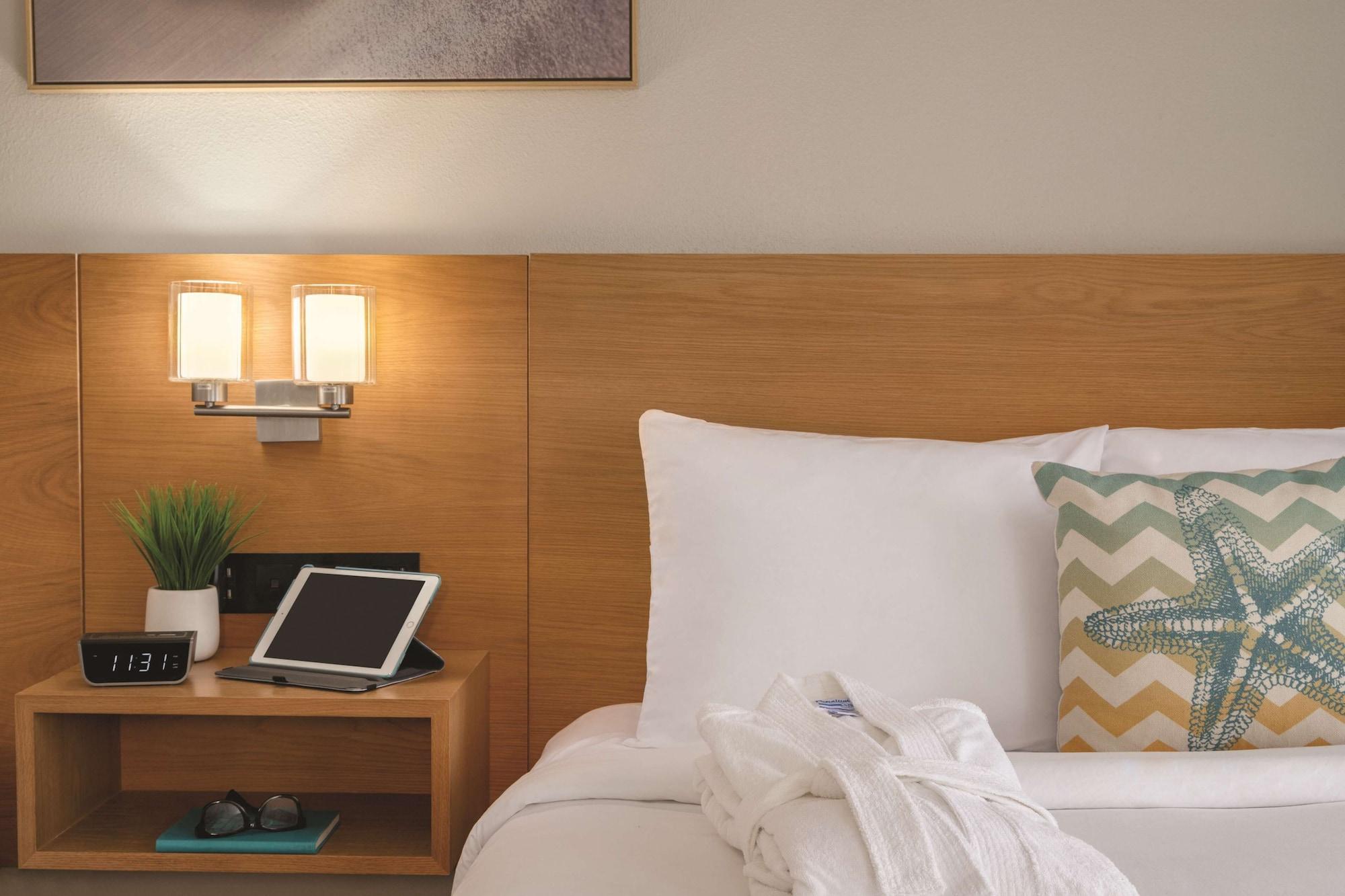 Radisson Beachfront Hotel - Panama City Beach Ngoại thất bức ảnh
